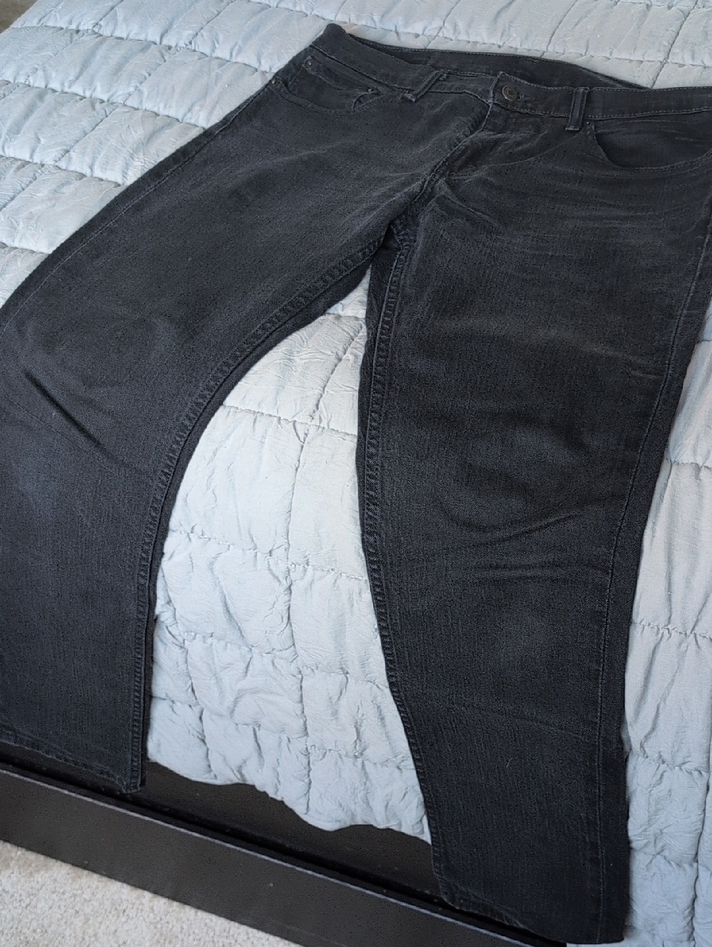 Men's Black Levi Straight-Leg Jeans